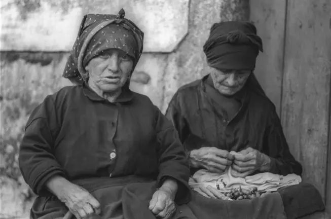 Ruralismo-Duas amigas por Nando Leston