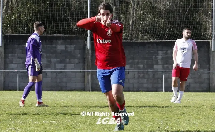 Riki celebrando un gol no San Lorenzo-Esteirana-Foto-Luis Gonzalez