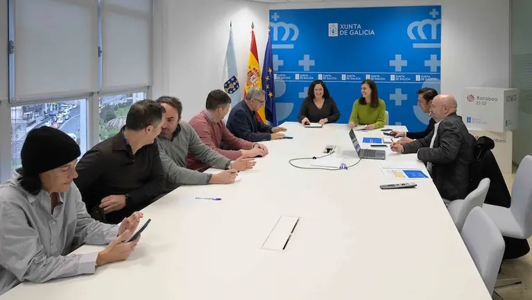 Reunion coa conselleira sobre a ampliacion do poligono de Bertoa