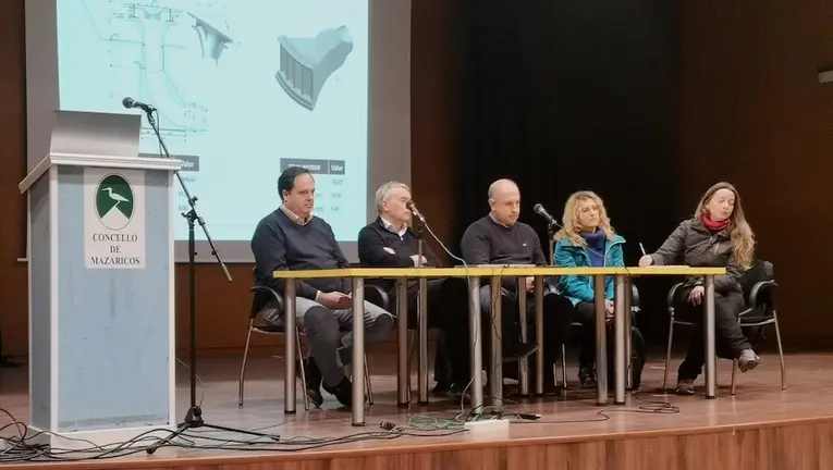 Xornada informativa sobre estacion A RUna-Foto Antonio Nodar