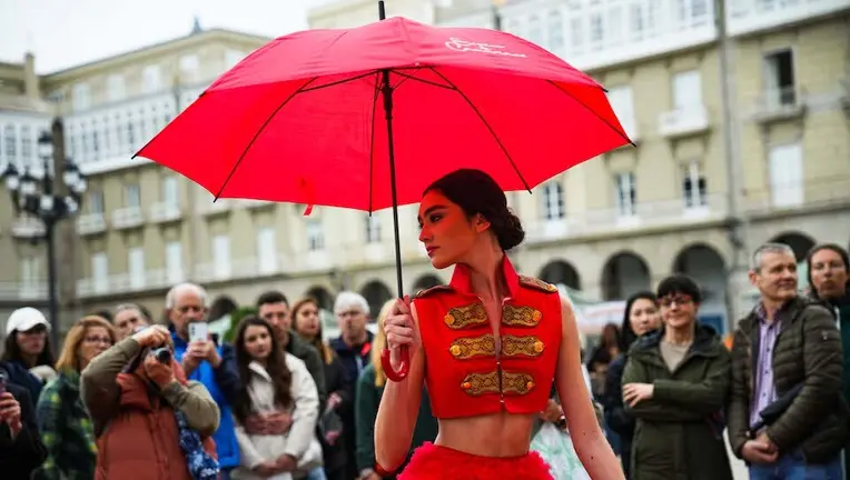 FOTO MOSTRA- Desfile Maria Pita 1