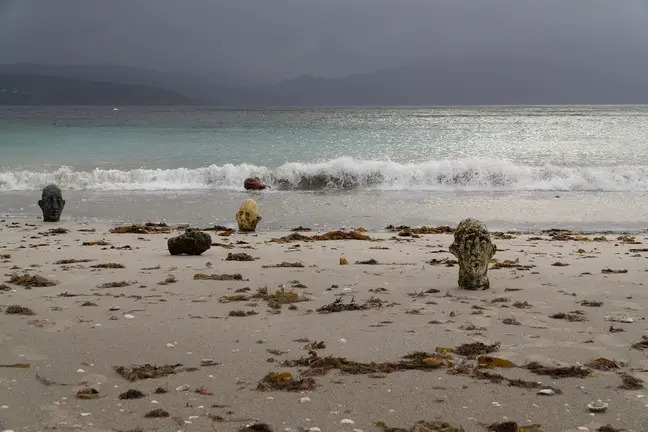 Corpos de Oscar Aldonza na praia Langosteira