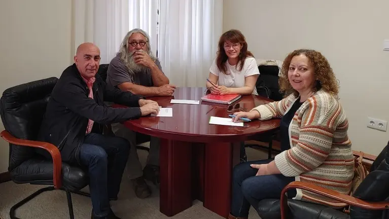 Reunion de Vendabal co Concello de Muxia