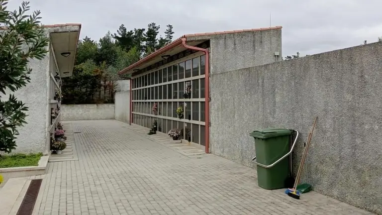 Cemiterio municipal de Camarinas