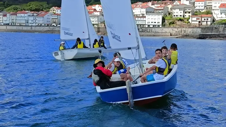 O Mar na escola a vela na ria de Corcubion