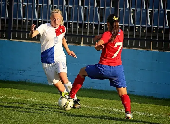 Futbol feminino internacional-pixabay copia