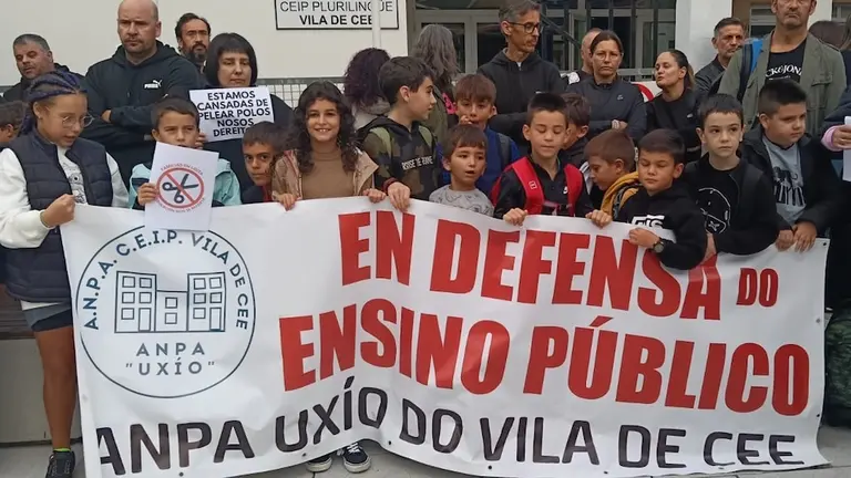 Concentracion do CEIP Vila de Cee 1