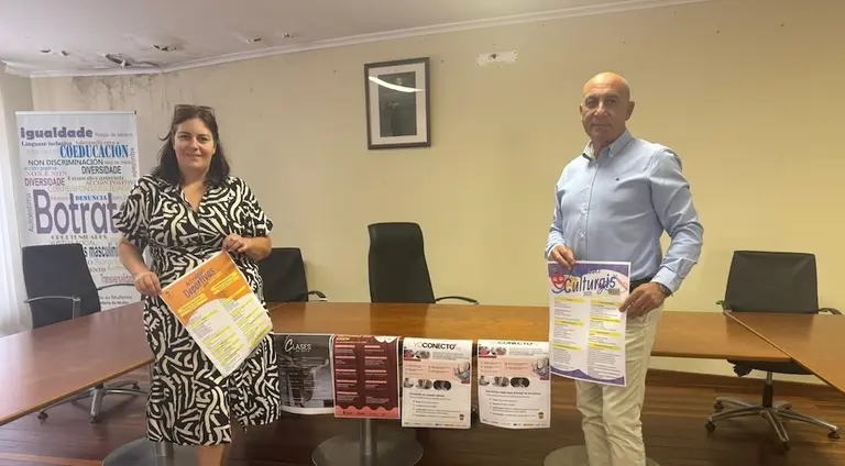 Sandra Vilela e Javi Sar