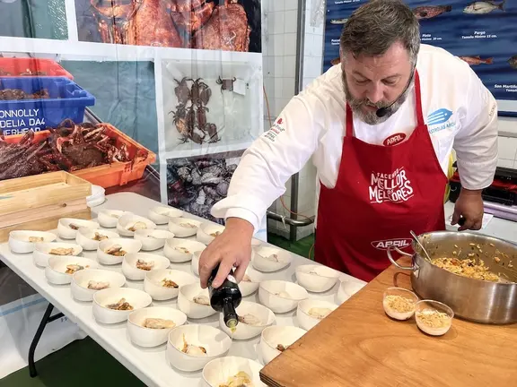 Miguel Mosteiro nunha degustacion