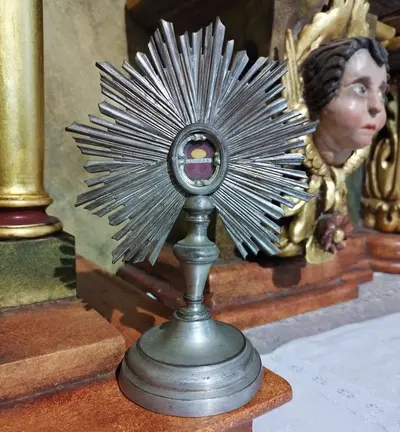  imaxe do relicario do Santo da freguesia de Goians-Carballo