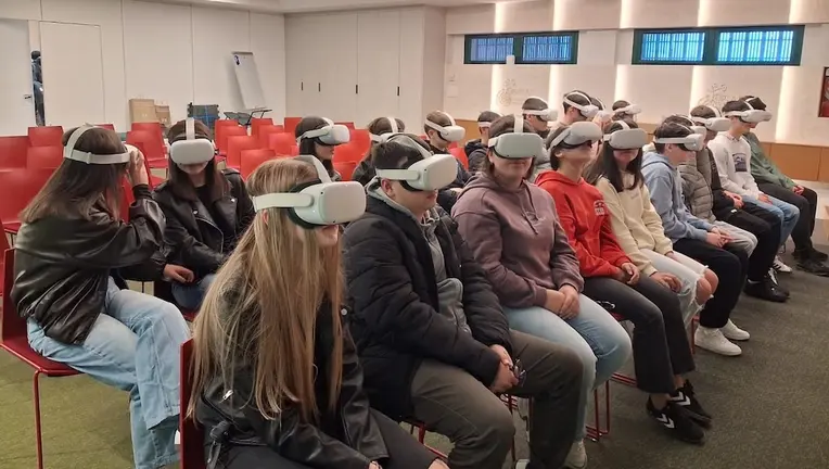 Visita do IES Pedra da Aguia a Sogama 3