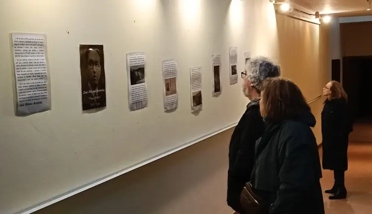 Exposicion homenaxe Pepe Minones Corcubion