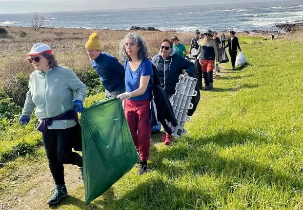 Limpeza de praia do Colectivo Carnota 2