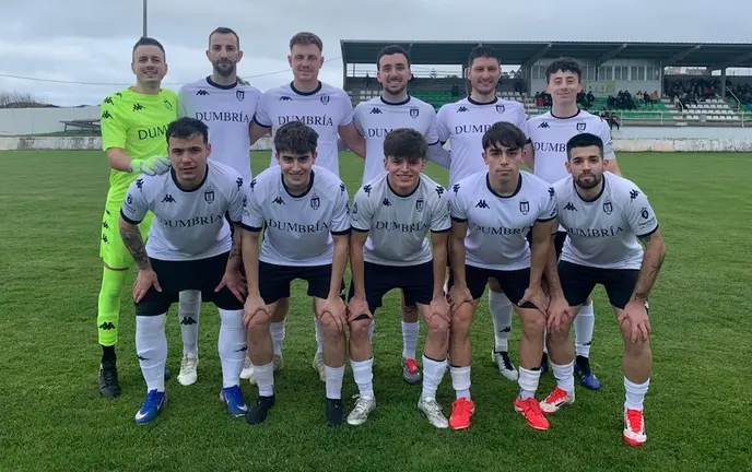 11 do CF Dumbria masculino venecndo en Dubra