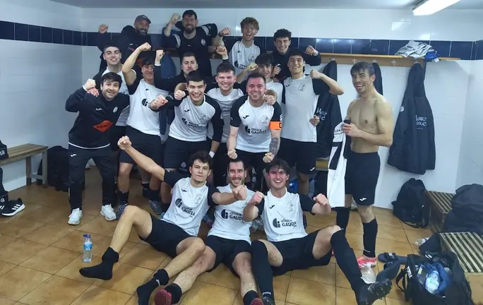 O SD Laxe celebra a vitoria