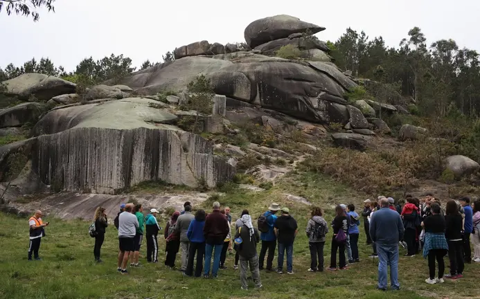 Visita aos Penedos de Traba e Pasarela