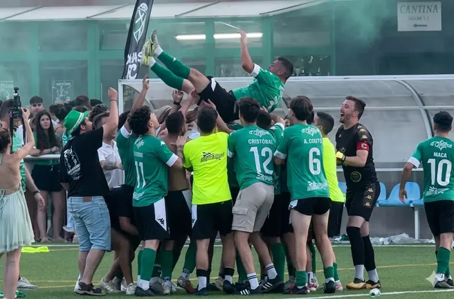 O Xallas manteando a Doro durante o ascenso a 1