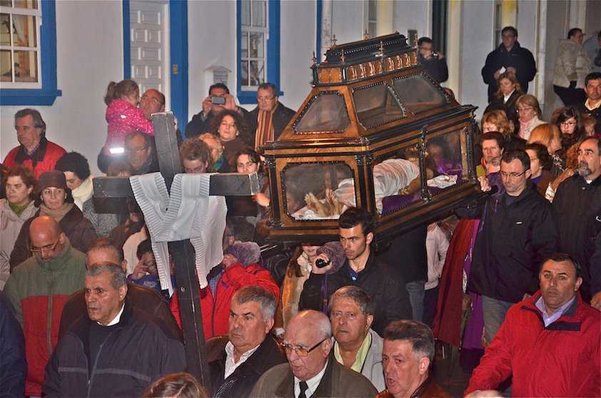 Santo Enterro na Semana Santa de Laxe-Foto-Jose Manuel Ojen