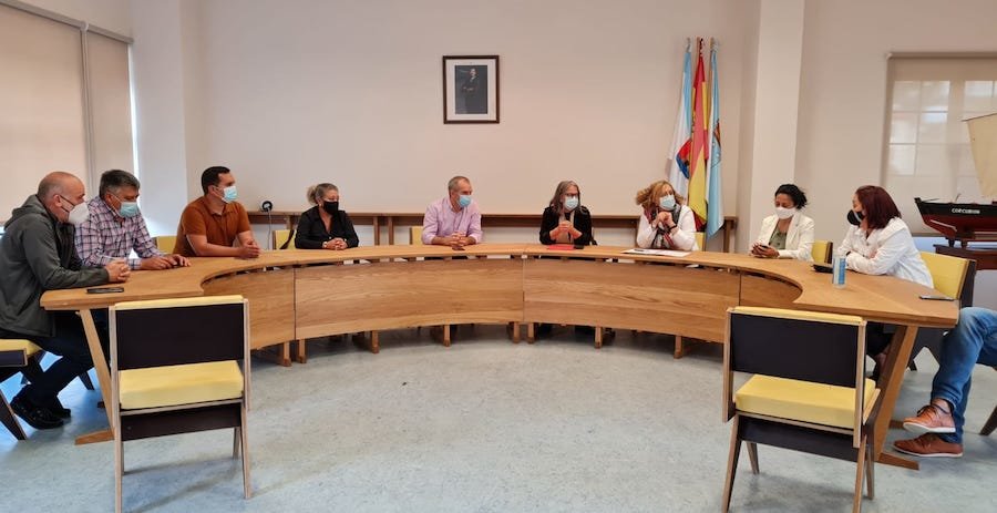 Reunion da subdelegada do goberno na Coruña cos alcaldes da comarca