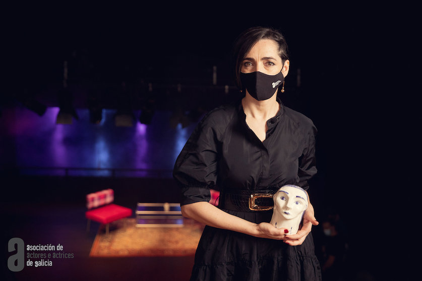 Maria Cambeiro recibe outro Premio Maria Casares 2020 con Talia Teatro