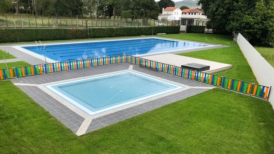 Piscina municipal de Zas