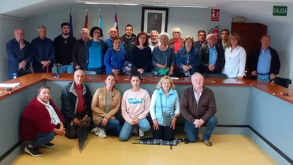 reunion da alcaldesa con veciños barbeira