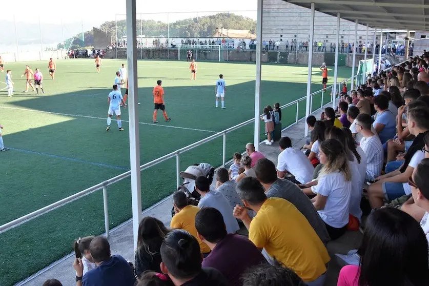 O Eleuterio Balayo cheo para un derbi entre Muros e Volantes