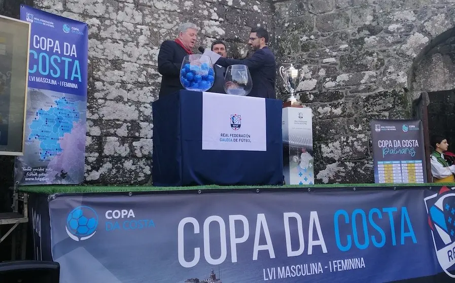 Manolin e Manin con Josino Mira no sorteo da Copa da Costa