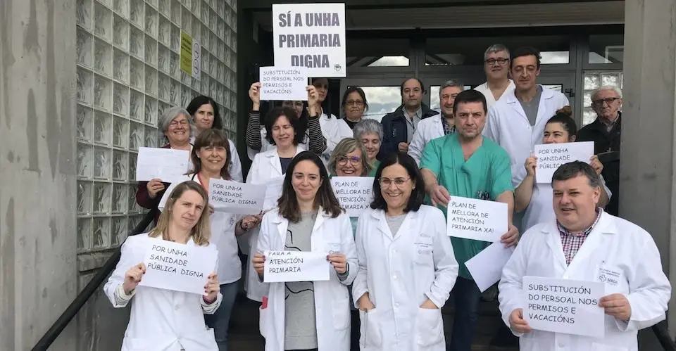 Contracion deste mercores no Centro de Saude de Carballo por unha atencion primaria digna