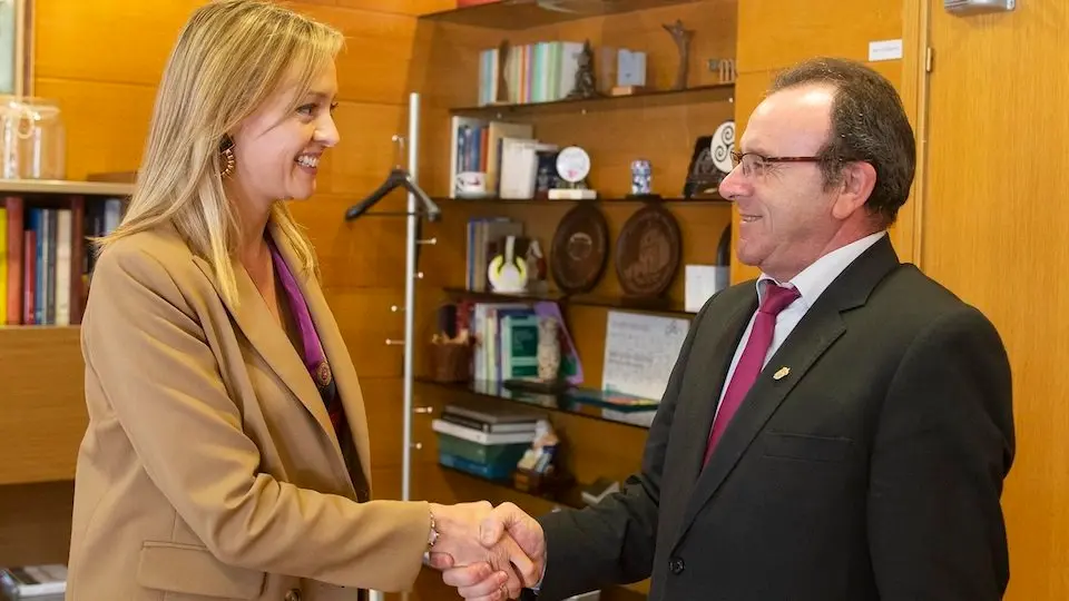 INTERNA 12,45 h.-   A conselleira de Política Social, Fabiola García, reunirase co alcalde de Malpica de Bergantiños, Eduardo Parga.
foto xoán crespo
28/02/2019