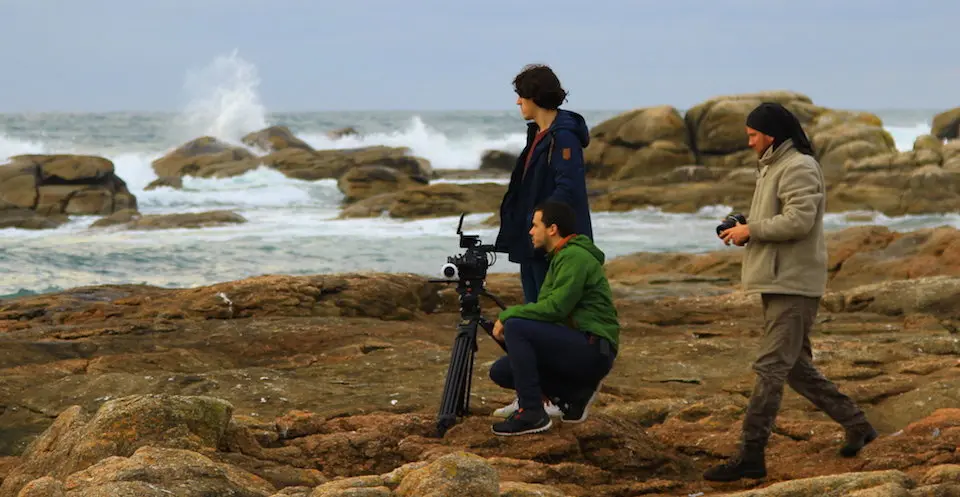 Manul Logar rodando cos percebeiros de Muxia