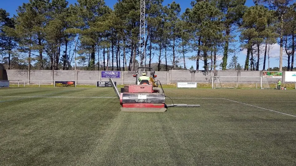 Mantemento Campo Futbol Platas Reinoso