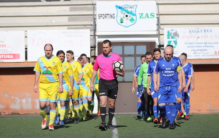 Zas e San Roman celebraron unha final dos Veteranos-Foto-Costa Futbol