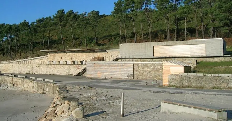 Zona de lecer da praia de Balares