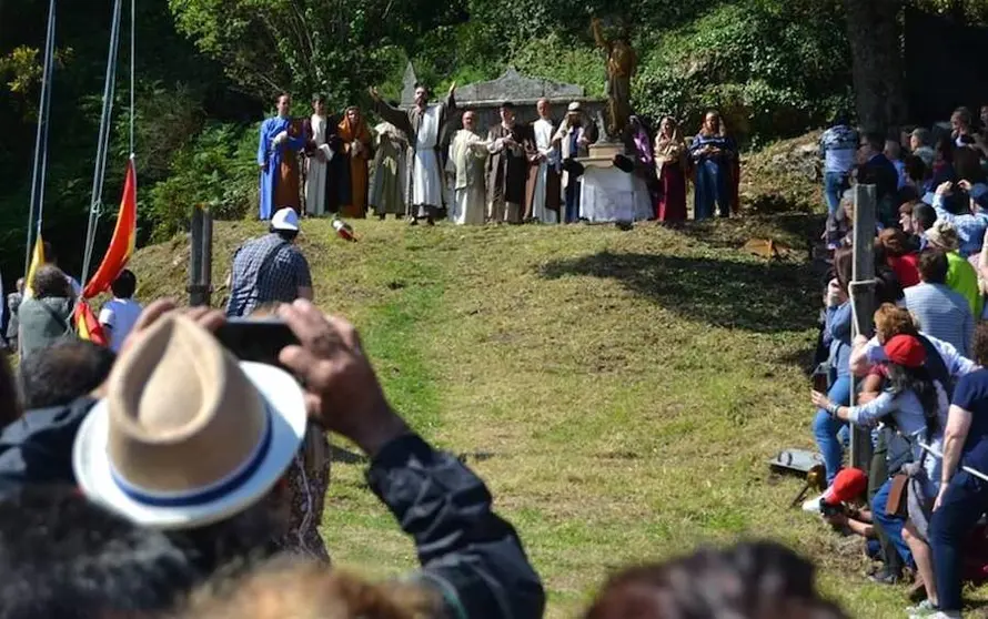 Domingo de Resurreccion na Semana Santa de Fisterra