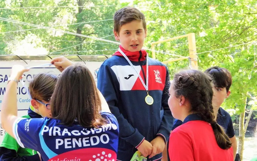 Xesus Pena Cundins do Piraguismo Dumbria en Salvaterra