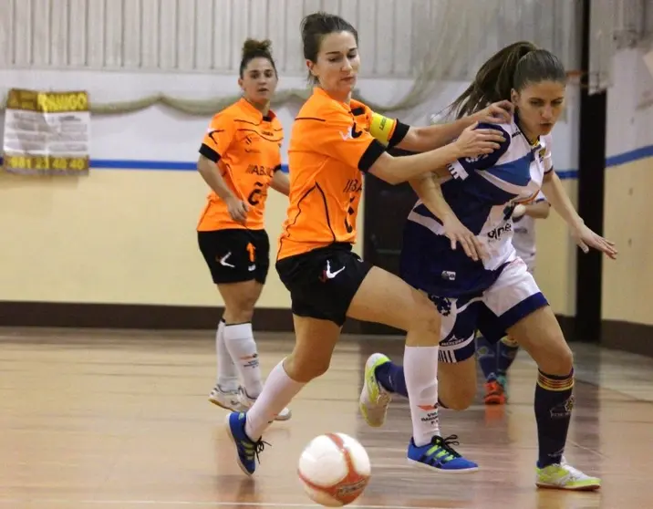 Patri Romani co Viaxes Amarelle ante o Sala Zaragoza