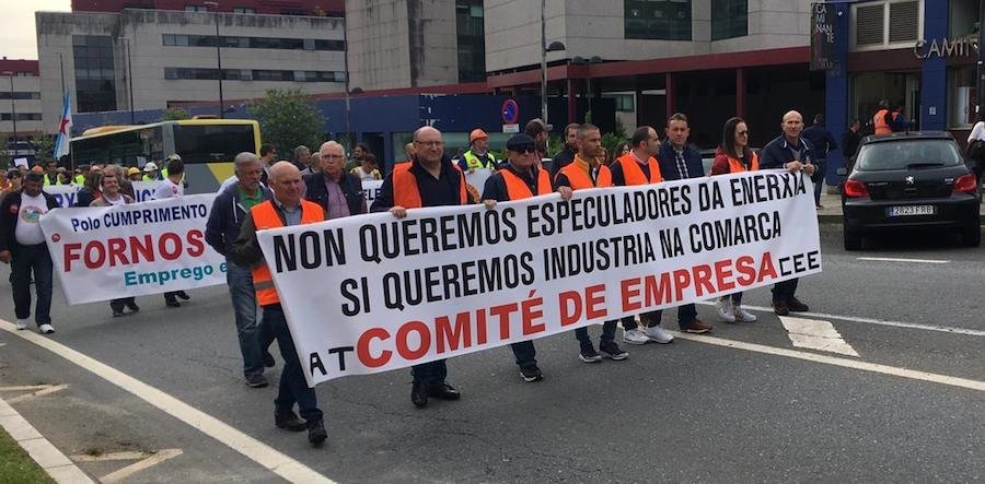 Traballadores de Ferroatlantica manifestandose en Santiago