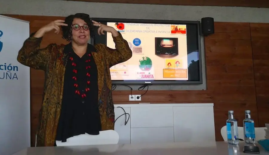Angélica Sátiro en Dombate