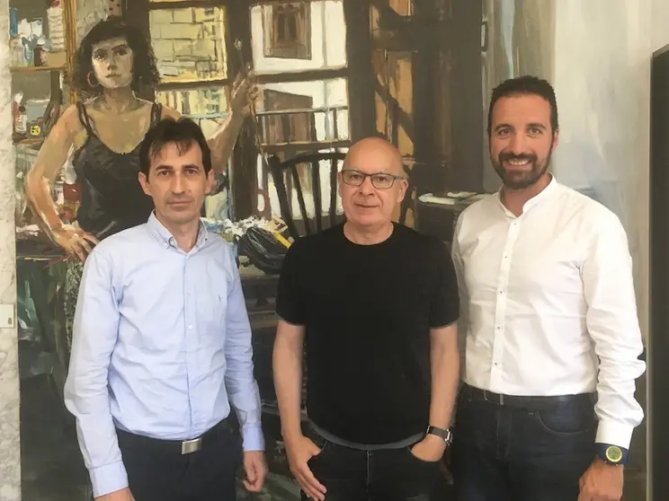 O concelleiro de Turismo Jorge Sanmartín con Xose Regueira e Juan Blanco
