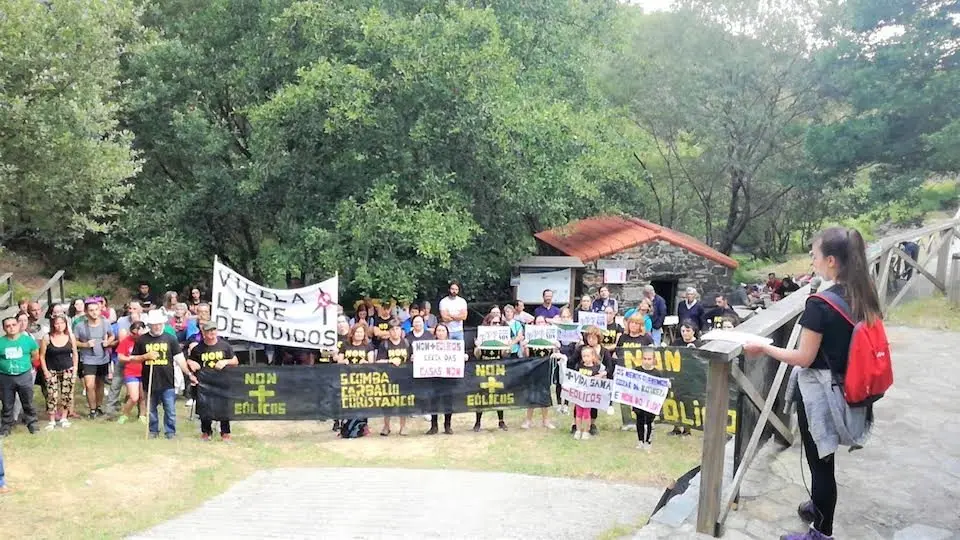 Andaina contra os eolicos de Santa Comba Carballo e Coristanco 1