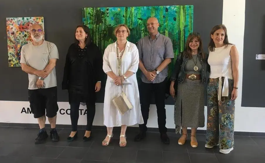 Alejandro Amalia Ines Monteagudo Domingo Guerra Pepa e Carmen na inauguracion da expo CROMA en Muros