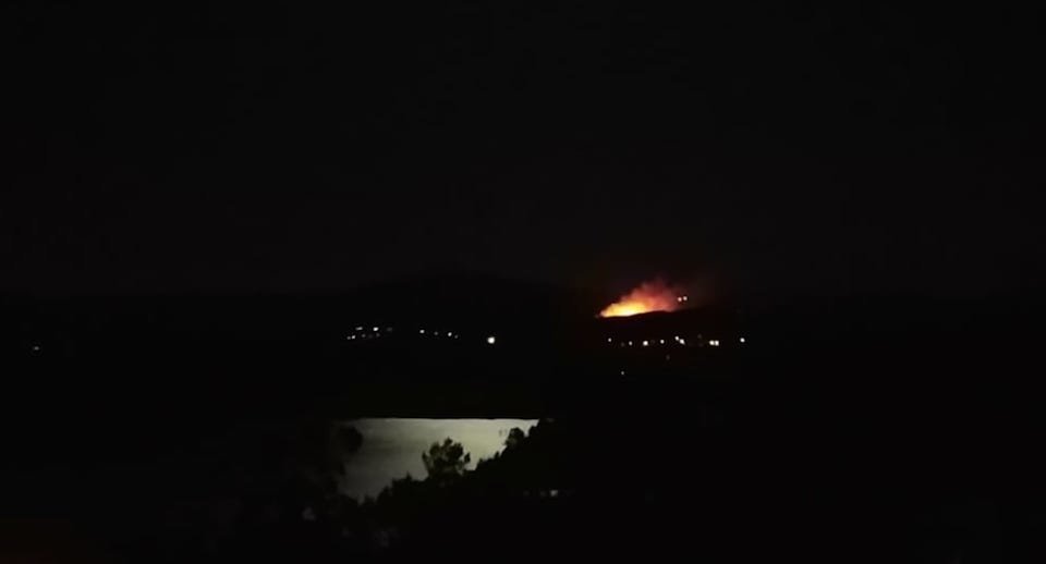 Incendio entre Carnota e Mazaricos-Foto-Placido Trillo