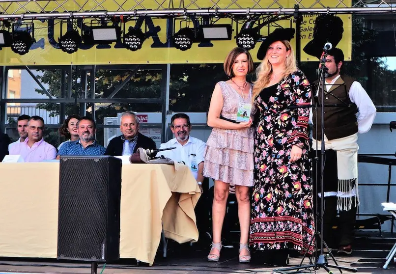 Amparo Patino e Alejandra Plaza no Dia de Galicia en Euskadi