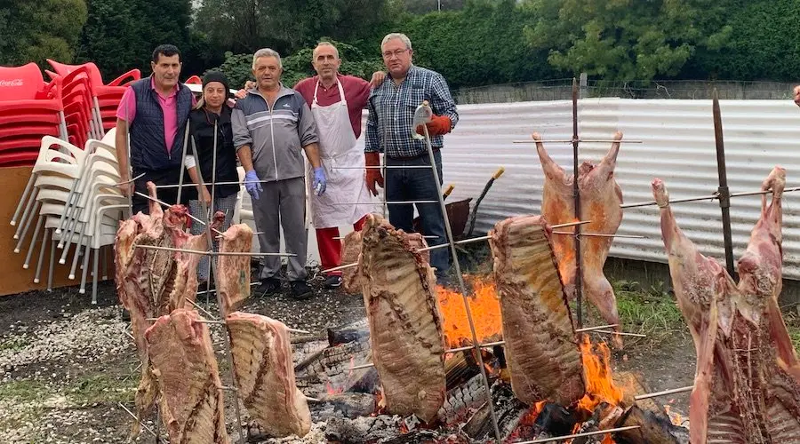 Festa ao espeto en Coristanco