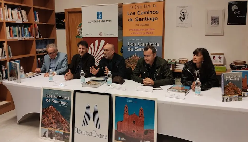 Presentacion do Gran Libro dos Caminos de Hercules Ediciones en Fisterra