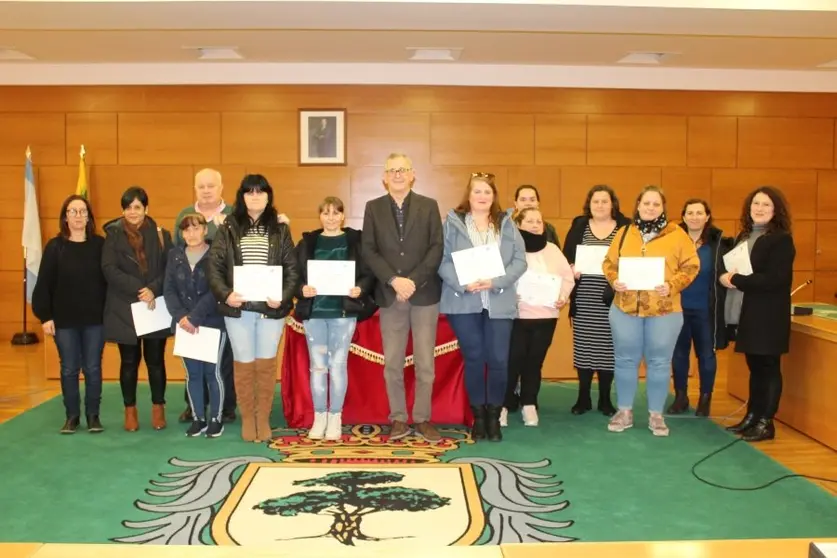 Imaxe da entrega de diplomas na Casa do Concello.