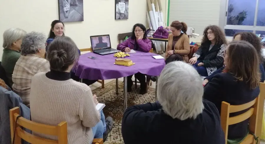 Xuntanzas dos colectivos feministas da Costa da Morte polo 8m