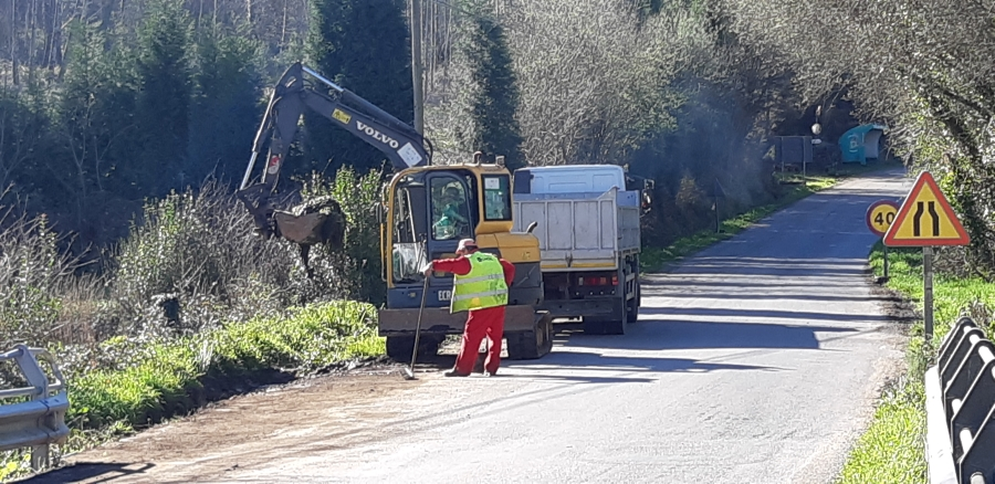 2020.03.02.- Obras estradas Vilaño