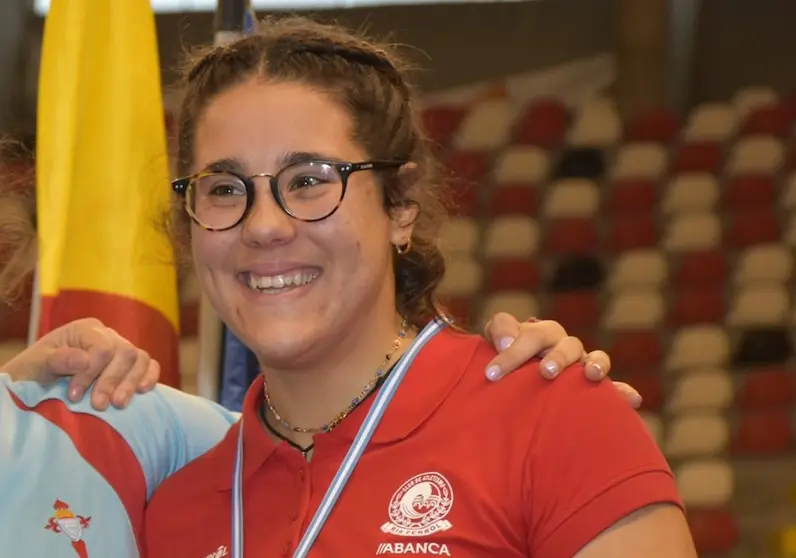 Xiana Lago triunfa nos campionatos estatais de peso